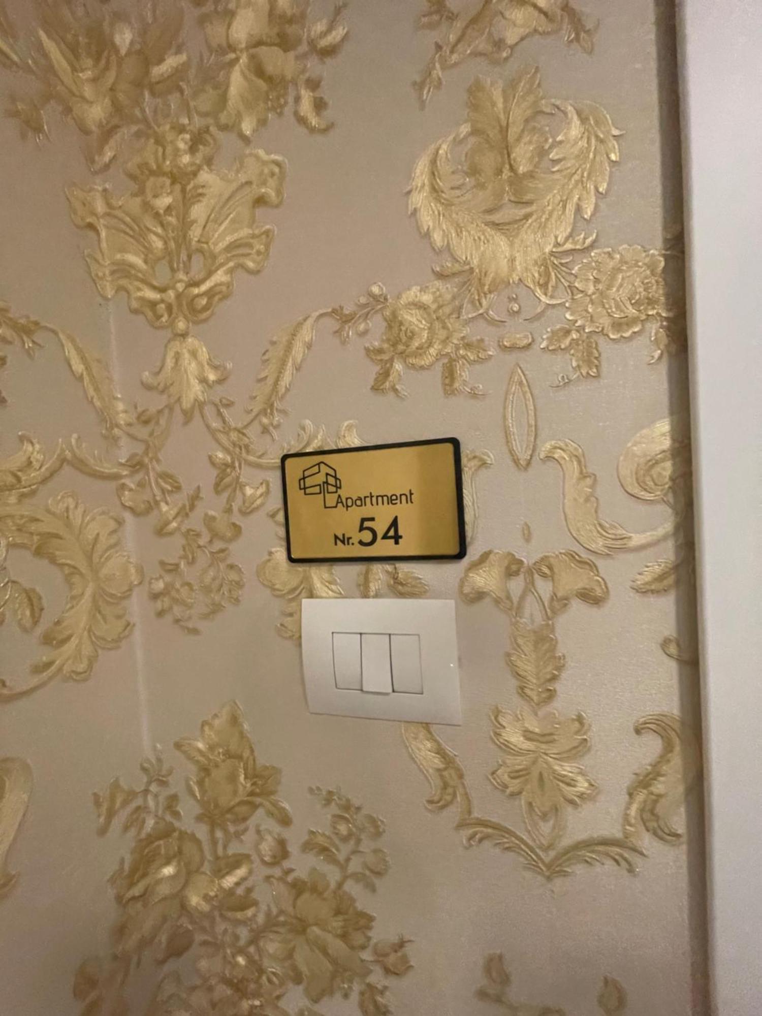 Deoni Apartment Luxury Tirana Buitenkant foto